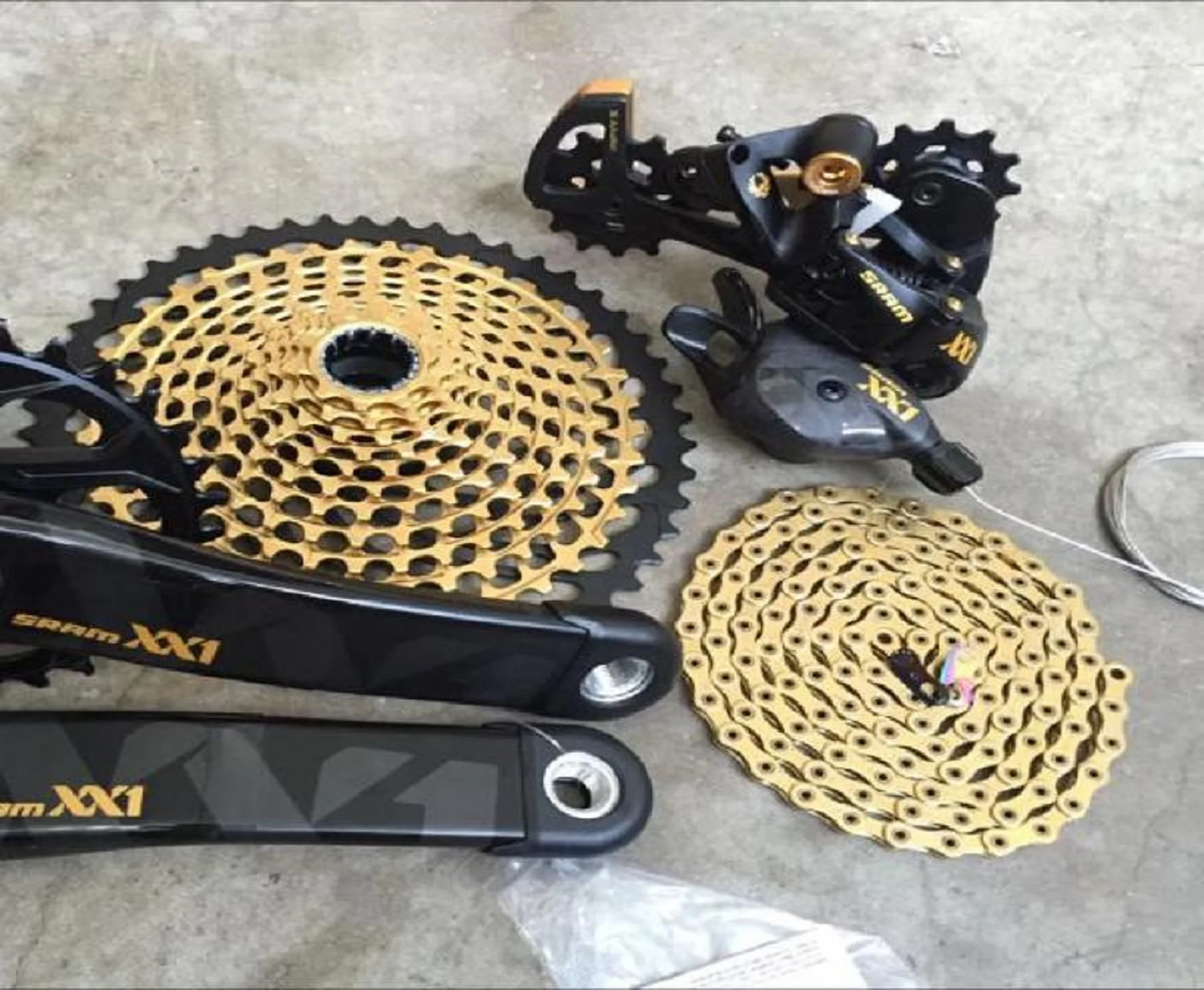 БЫСТРАЯ ПРОДАЖА issy ДЛЯ НОВОГО ОРИГИНАЛЬНОГО НОВОГО SRAM XX1 Eagle AXS Electronic Groupset 175 мм Boosts 34t DUB Crank 12 Speed БЫСТРАЯ ПРОДАЖА issy ДЛЯ НОВОГО ОРИГИНАЛЬНОГО НОВОГО SRAM XX1 Eagle AXS Electronic Groupset 175 мм Boosts 34t DUB Crank 12 Speed