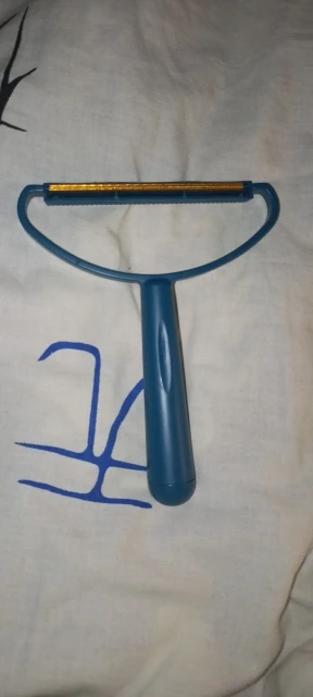 Customer review photo for Manual Pet Hair & Lint Remover Brush