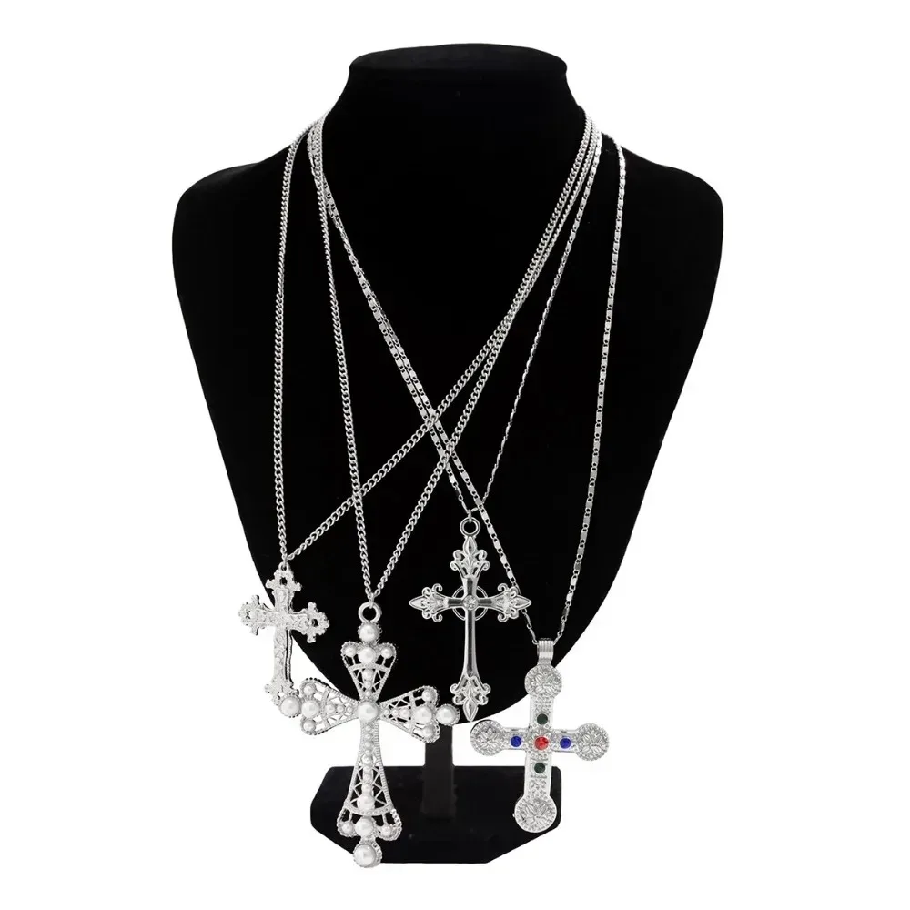

Men’s Retro Pearl Cross Necklace, Hip Hop Silver Cross Pendant with Rhinestone Chain, Ethnic Fashion Jewelry Gift