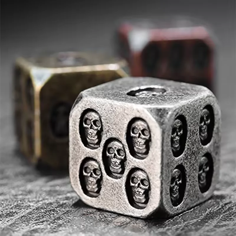 6PCS Skull Metal Dice D6 For Dungeons and Dragons RPG dice 16mm D6 DND Metal Dice set Metal Dices Role Playing Skeleton Dice