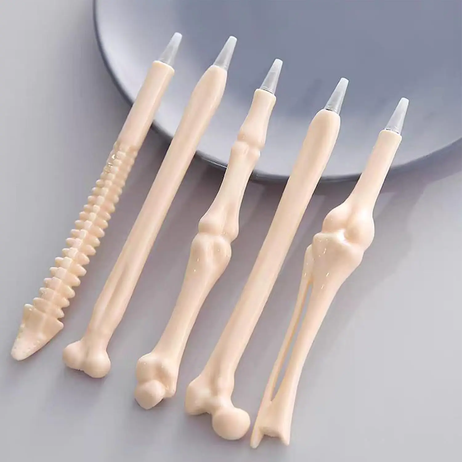 Bone-Shaped Pens with the Same Design, Creative Realistic Bone-Shaped Ballpoint Pens, Skull Finger Ballpoint Pen Design, Personalized Gel Pens, Sturdy and Durable Metal Nibs, Compact and Innovative, Suitable for Doctors and Nurses, Halloween Holiday Gifts