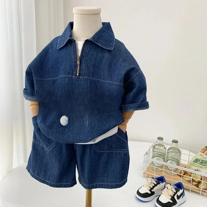 Chemise à manches courtes et short en jean pour garçon, 2 pièces, tenue d'été en coton imbibé pour bébé, vêtements College, mode coréenne, nouvelle collection 2025