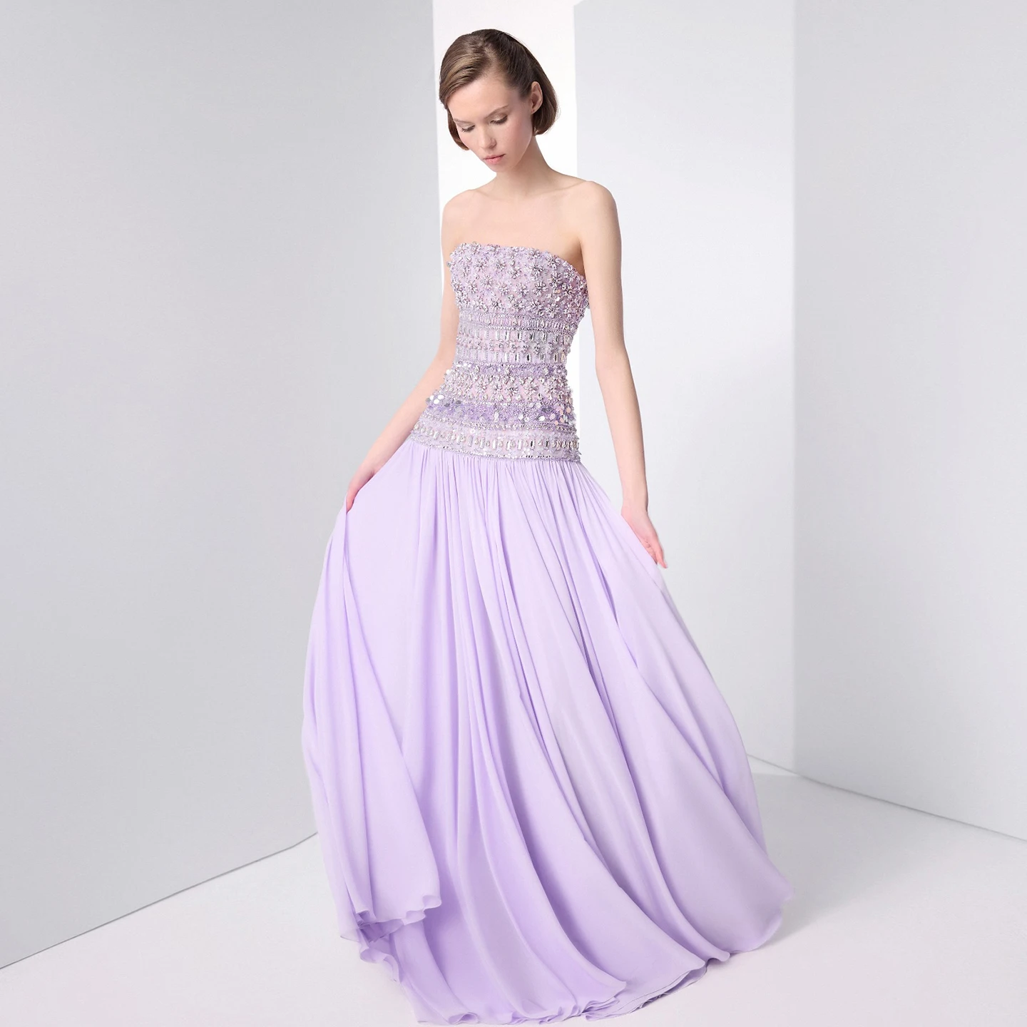 Sharon Said Funkelndes Fliederfarbenes Perlenbesetztes Plissiertes Chiffon-Abendkleid mit Fließendem Schal Dubai Saudi Hochzeitsfeier SS539 Maßanfertigung – Detail 5