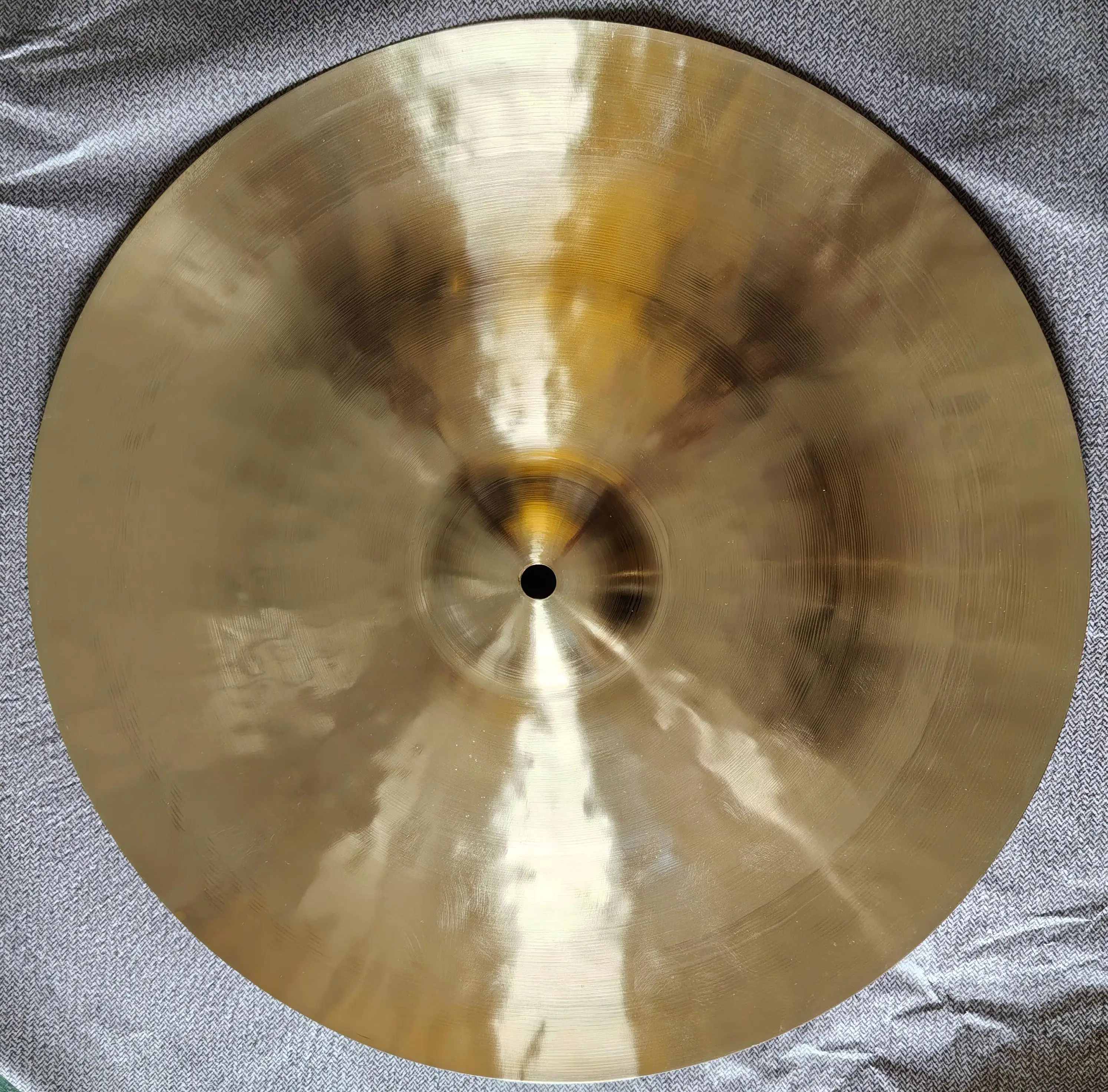 B20 Handmade Cymbal 16