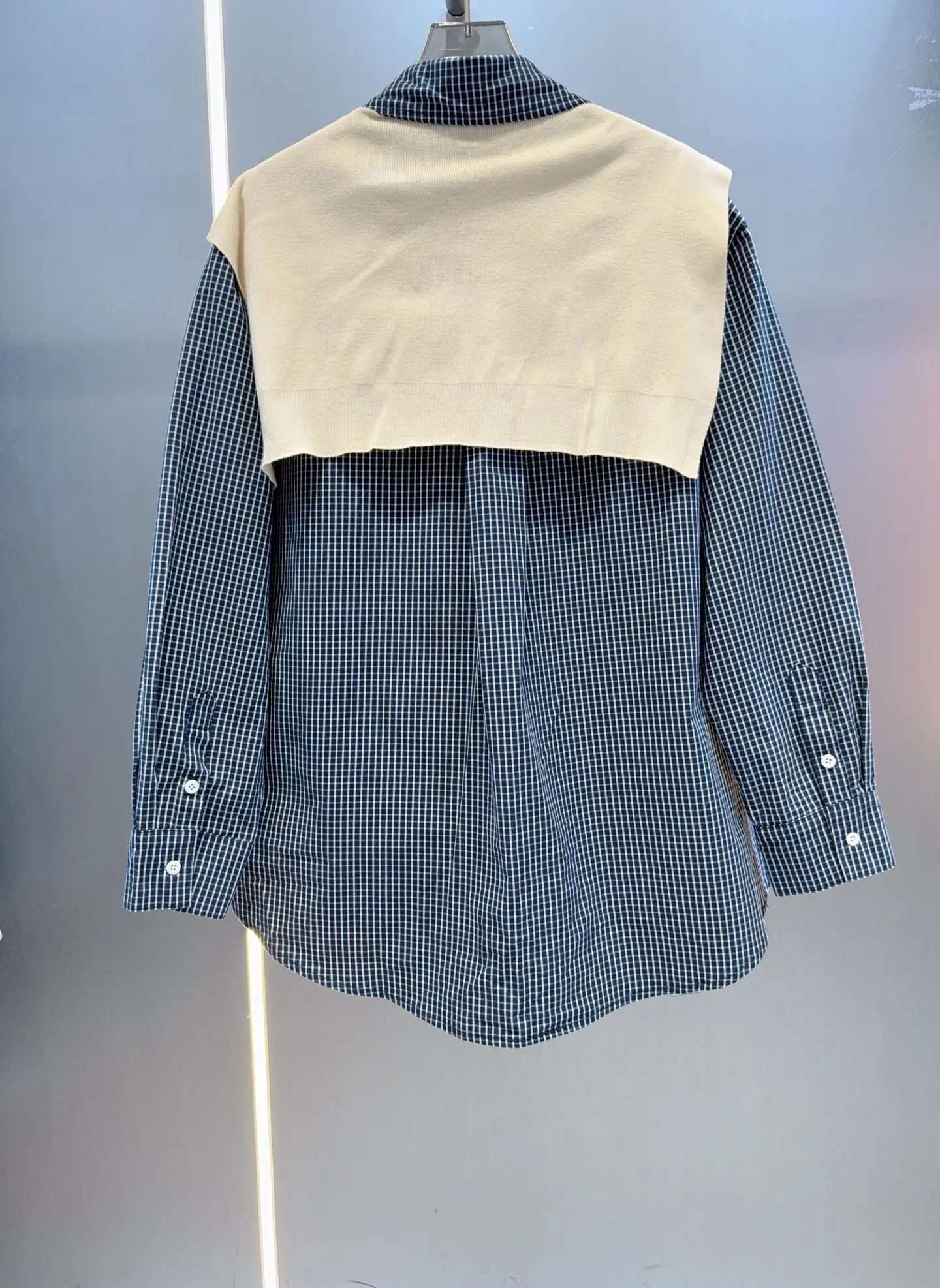 

Fashion and Leisure College Style Vacation Two Shawl Plaid Long Sleeve Shirt 2025 New Women's Shirt