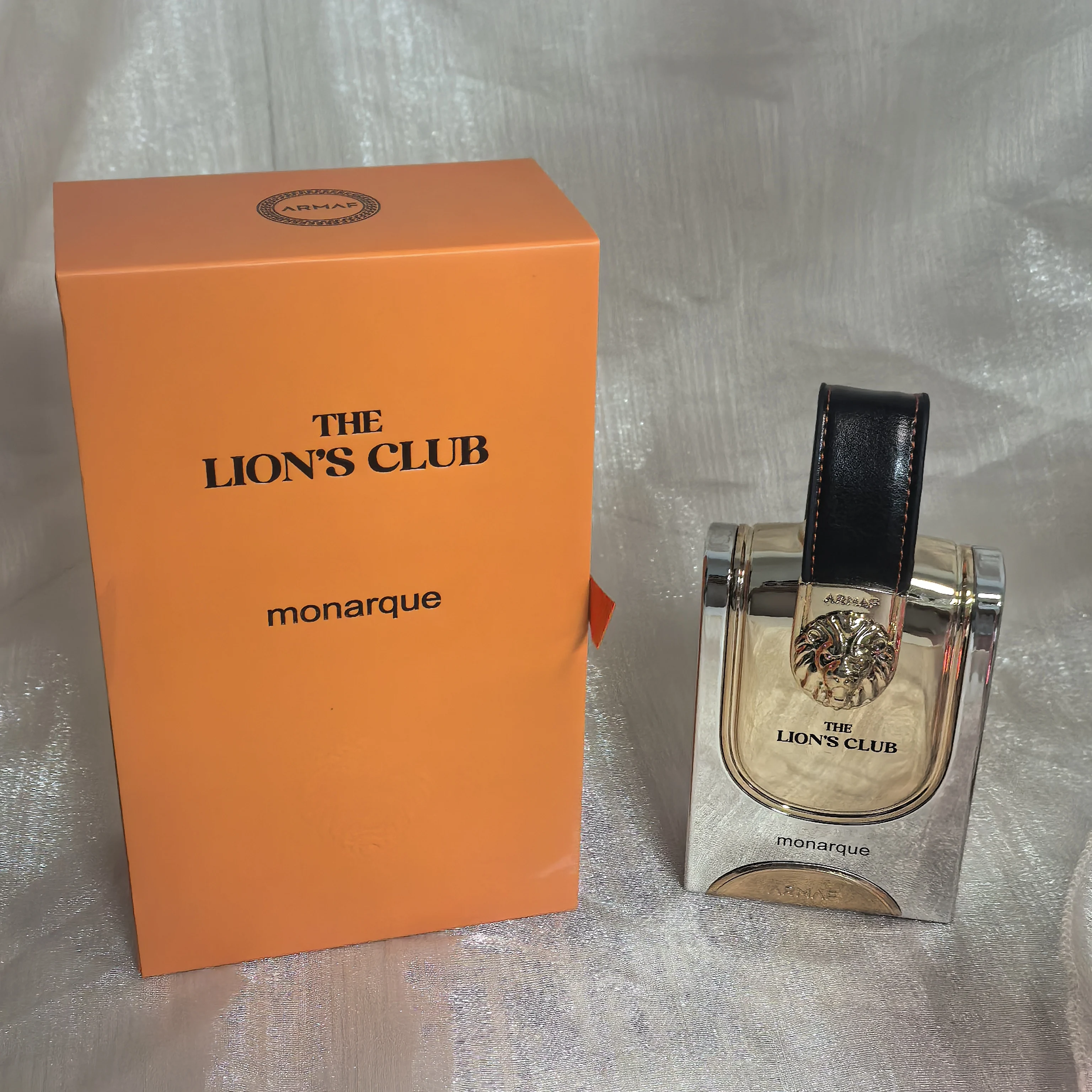 

Armaf The Lion's Club Monarque для мужчин, парфюмерная вода, спрей, 3.4 унции, мужской парфюм, идея подарка на праздники и день рождения