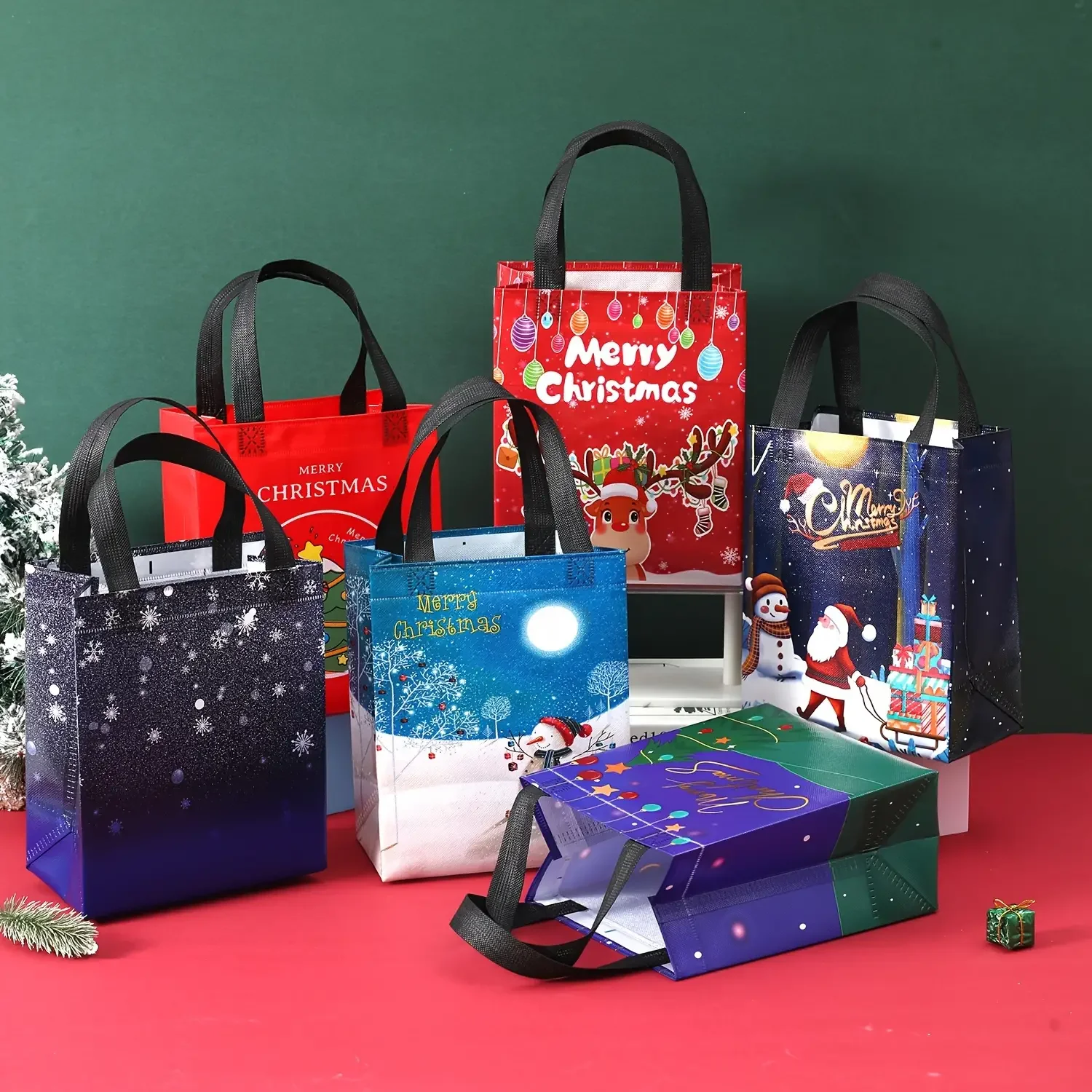 12PCS Reusable Eco-friendly Christmas Gift Bags, Waterproof and Durable, Cute Christmas Decoration Gifts