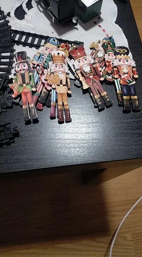 12PCS Nutcracker Wooden Decorative Set - Christmas Gift, Party Decoration And Home Decor photo review
