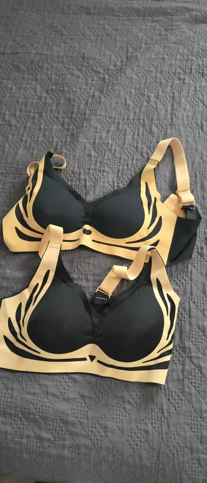 Women's Seamless Push Up Underwear No Steel Ring Bra Lifting and Side Breast Light Luxury Bra Skin-friendly Comfortable Bra photo review