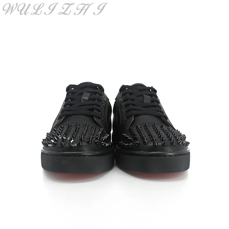 Casual Black Studded Sneakers Designer Leather Flat Comfort Lace Up Men Shoes Customized Multicolor Women's Casual Shoes