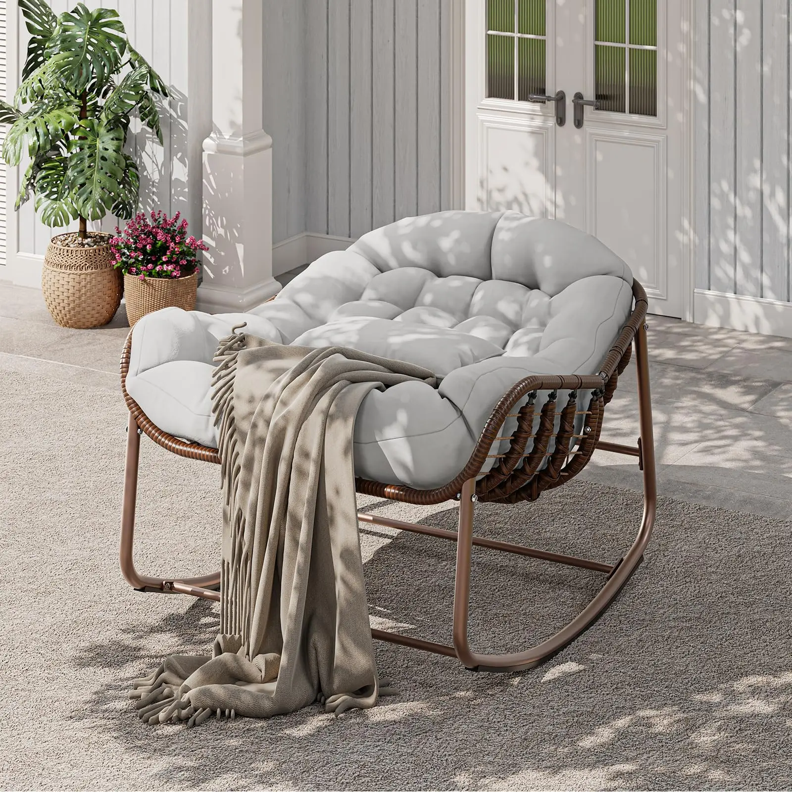 Poltrona a dondolo con cuscino spesso, ideale per giardino e soggiorno. Dondolo ergonomico per esterni, con struttura in acciaio rivestito con vernice resistente agli agenti atmosferici, imbottito,