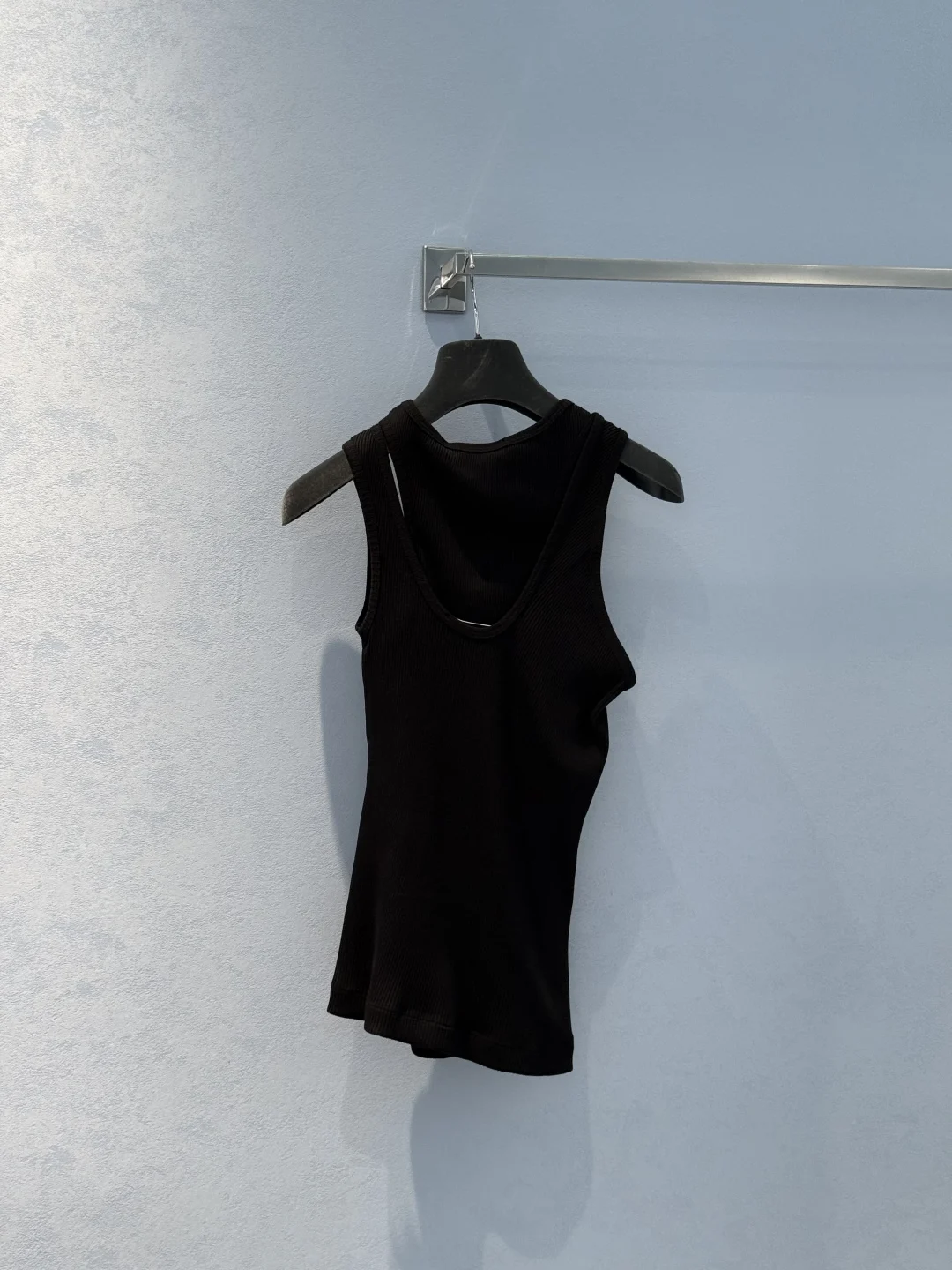 

2025 Spring Summer Casual Versatile White Black Solid Pure Cotton Women Vest Asymmetrical Form-fitting