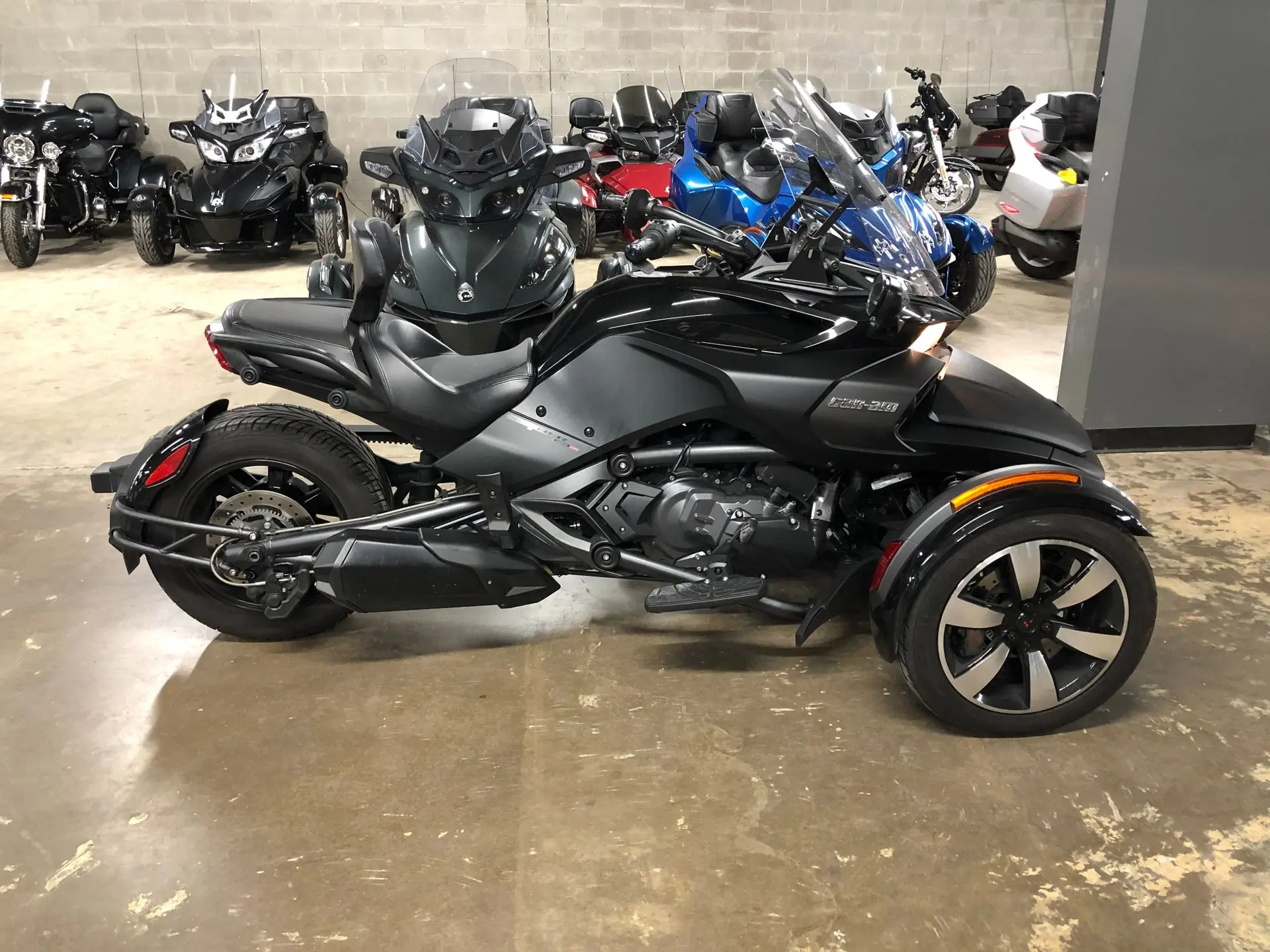 ORIGINAL NEW 2024 can-am spyder f3-s special series se6 3-wheel