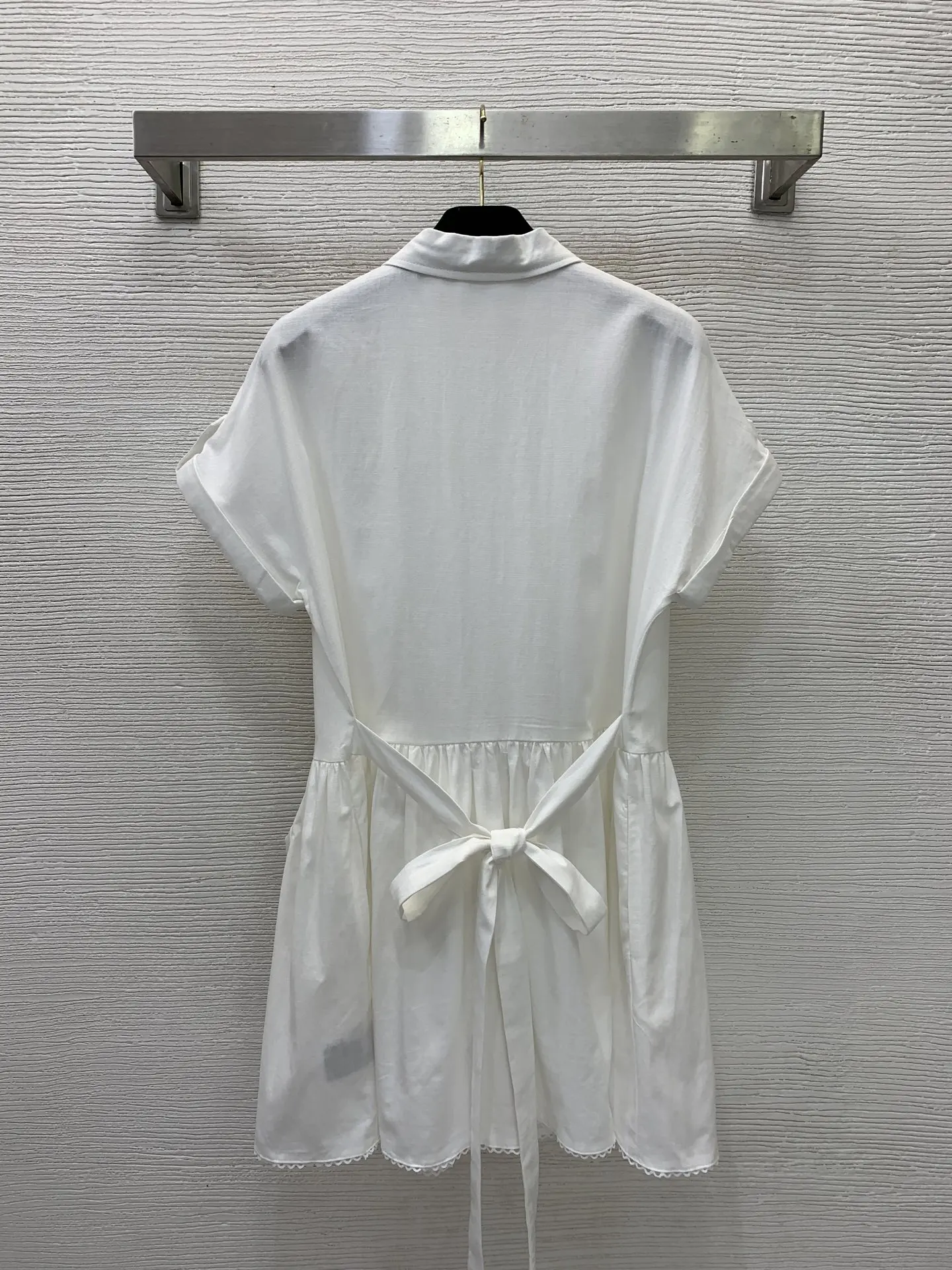 

2026 Early Spring Designer Dress Ruffled sleeves with Belt velvet Mid-Length A-line Button Slimming Half-Sleeved