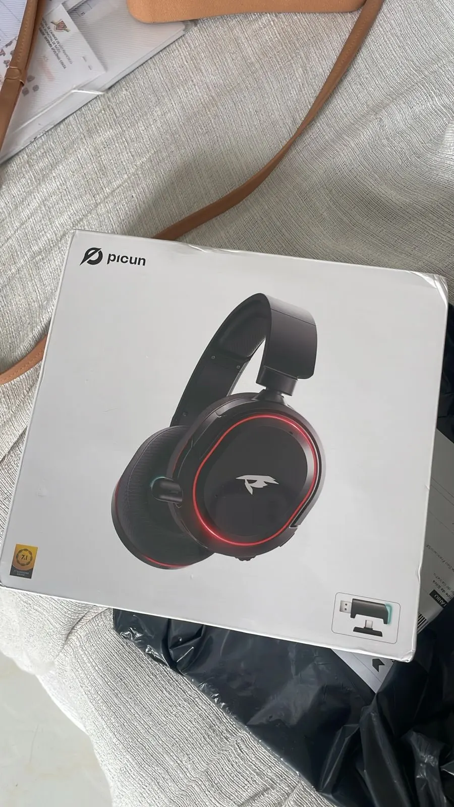 Picun G2 2.4G Wireless Gaming Headset Bluetooth Headphones 5ms Low Latency 7.1 Surround ENC Mic For PC PS4 PS5 Phone Switch photo review