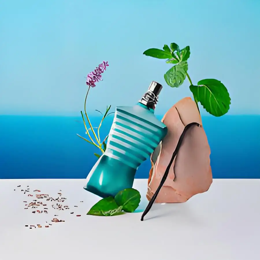 Jean Paul Gaultier Le Beau Le Parfum Intense para Hombre - Colonia Masculina de Larga Duración con Notas Amaderadas y Ámbar, con Madera de Coco, Frijol Tonka y Sándalo - Spray de Fragancia de Diseñador