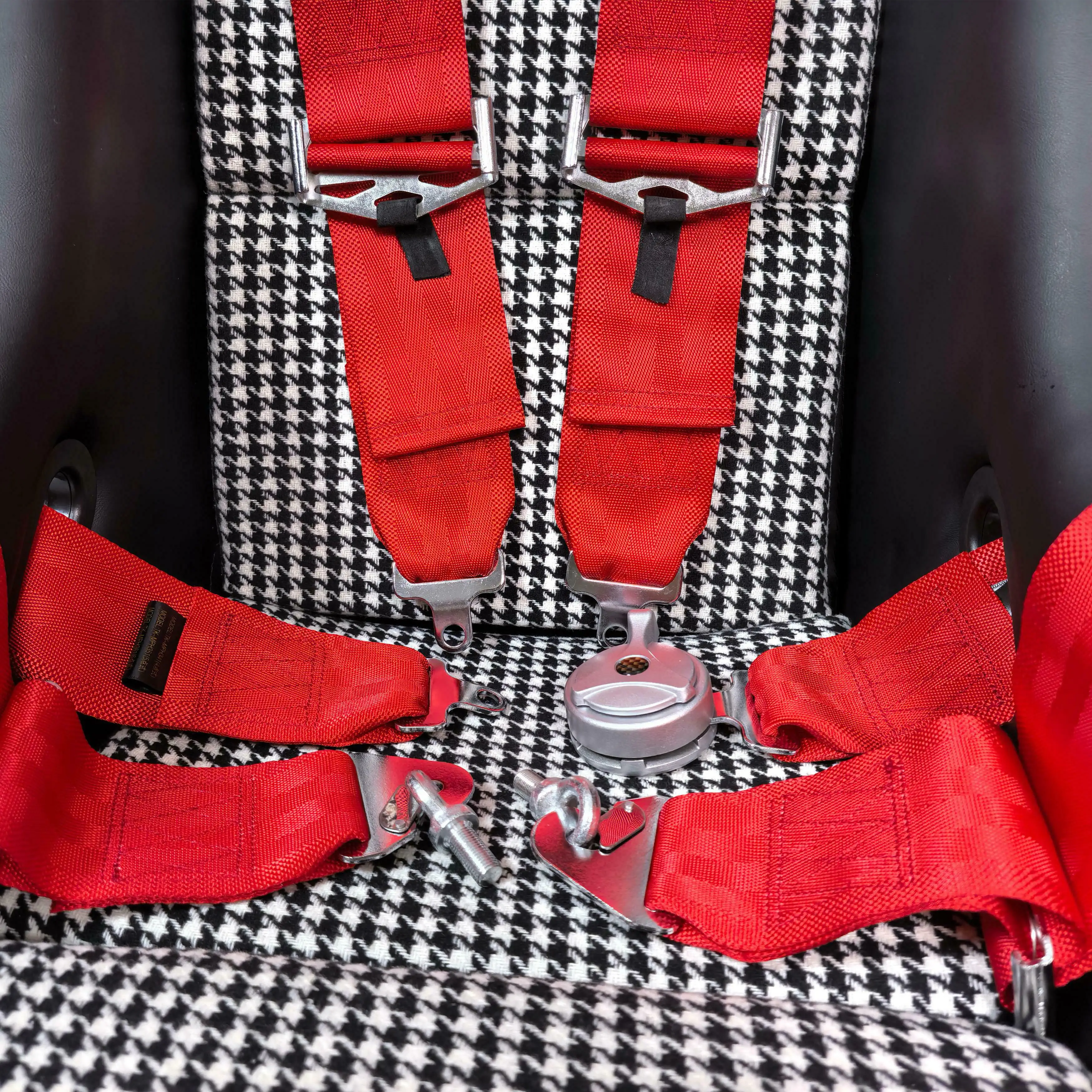 Adjustable Racing Seat Harness Belt with 4/5/6 Point Design for Track Cars and Motorsport Builds