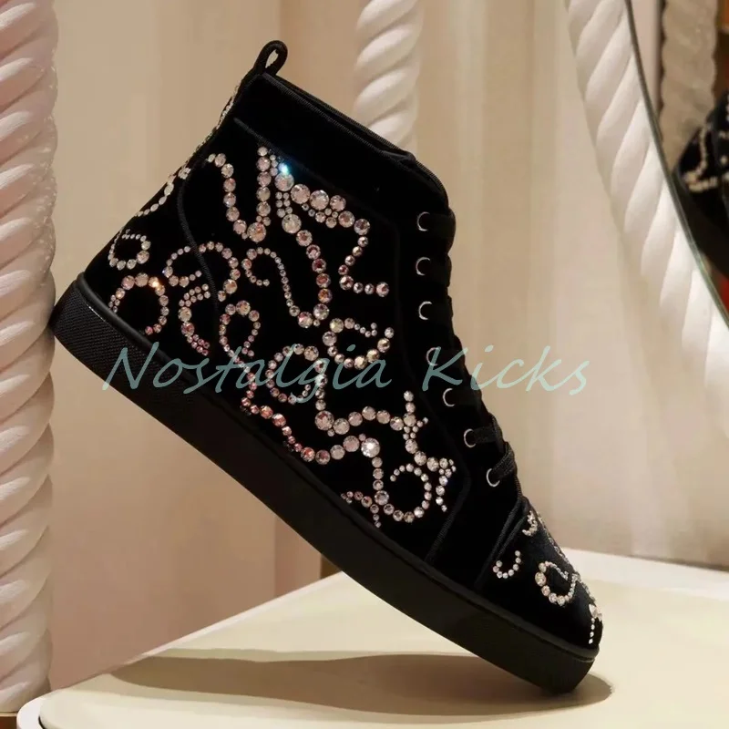 

2025 женские черные замшевые глубокие кроссовки на плоской подошве, украшенные кристаллами и стразами, роскошные парусиновые туфли, универсальные кроссовки для бега для пар