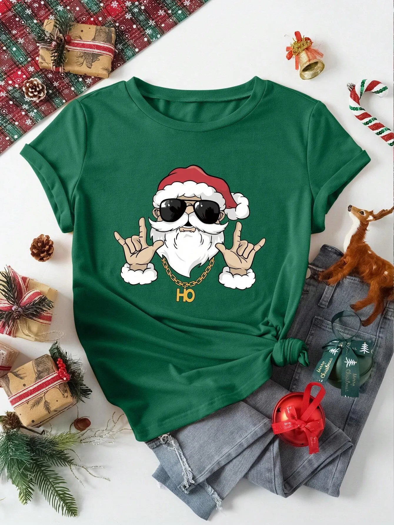 

Christmas Casual Minimalist Santa Claus Graphic Round Neck Short Sleeve Top Tee Women Clothes Festival dress up Adult T-shirts