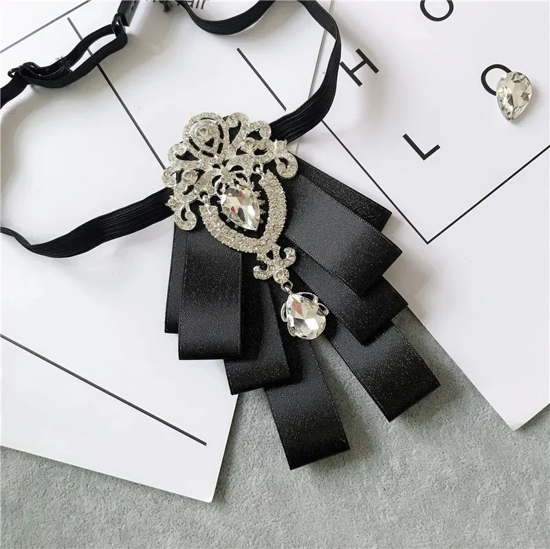 Koreańska broszka z muszką z tkaniny Rhinestone Bowtie Krawaty Garnitur Kołnierzyk koszuli Luksusowa biżuteria Prezenty ślubne dla mężczyzn Akcesoria — zdjęcie 2
