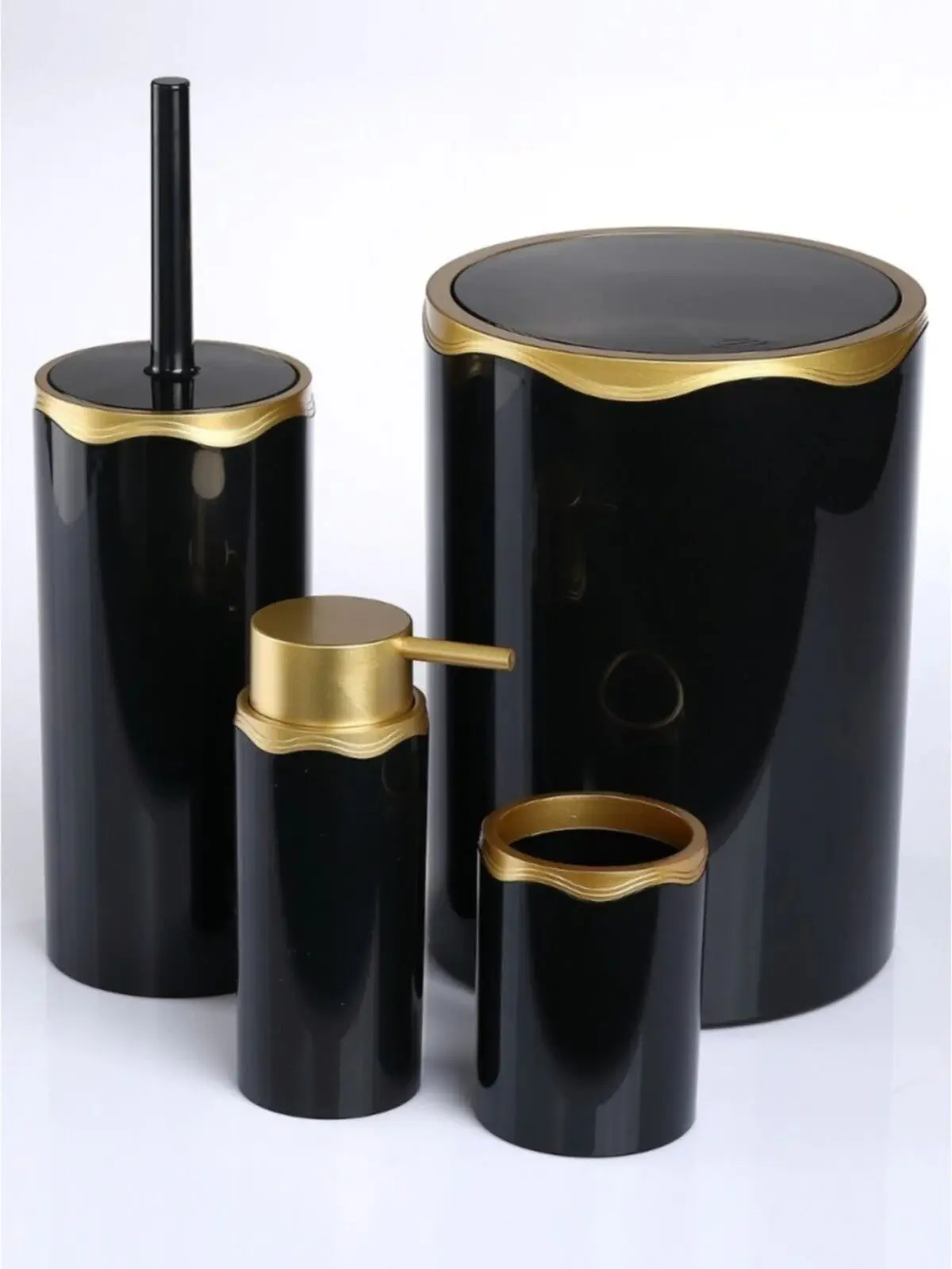 Bathroom Set Black Gold Color Bathroom Accessories Liquid Soap Dispenser Set Dental Fırçalığı Toilet Brush Garbage Bucket Bath Set