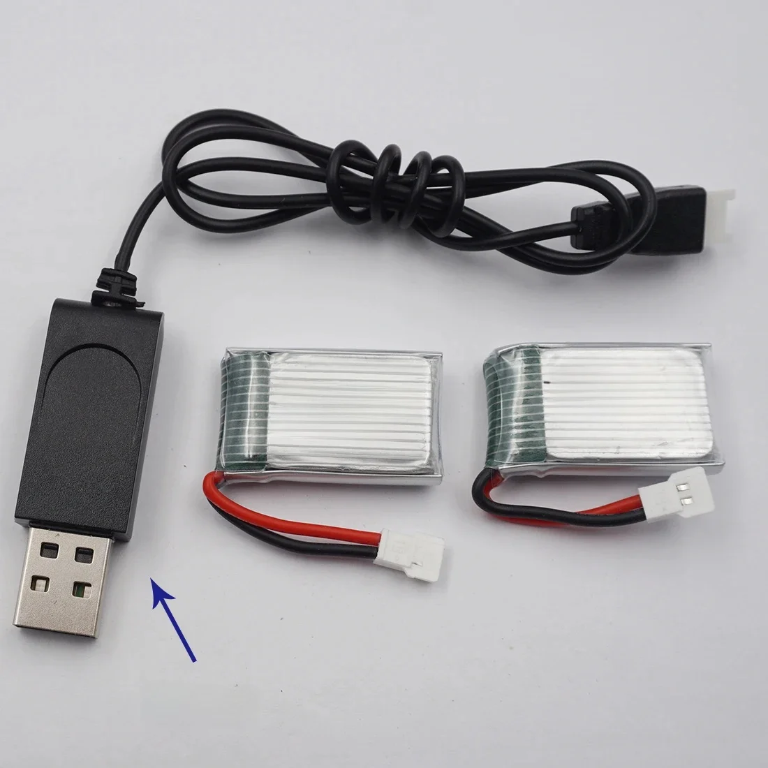 XINJ Charger+2pcs 3.7V 25C 300mAh 1.11Wh Polymer Li Lithium Battery 602030 Cell For DFD F182 F183 H8C Syma X5 FY530 RC Drone