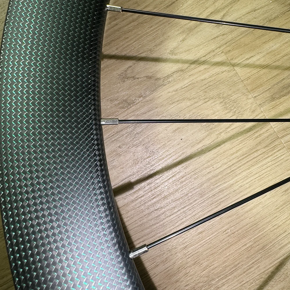 Rennrad-Scheibenbremsenlaufräder mit Ratchet-System, 700C 36T Wave Carbon Laufradsatz, 50mm Profilhöhe, Rennrad-Speichenlaufräder, 24 Speichen, Aero Carbonfaser-Laufräder – Detail 13