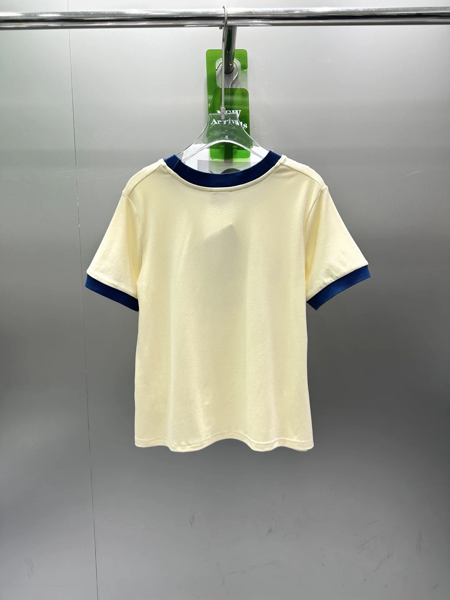 

26 Early Spring New Round Neck Letter T-shirt Women's Trendy Fashion Casual Style Short Sleeve Top Sweet Style