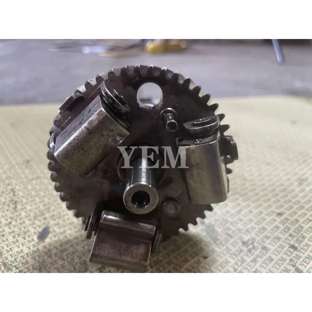 Used 402D-05 Camshaft For Perkins Diesel Engine.