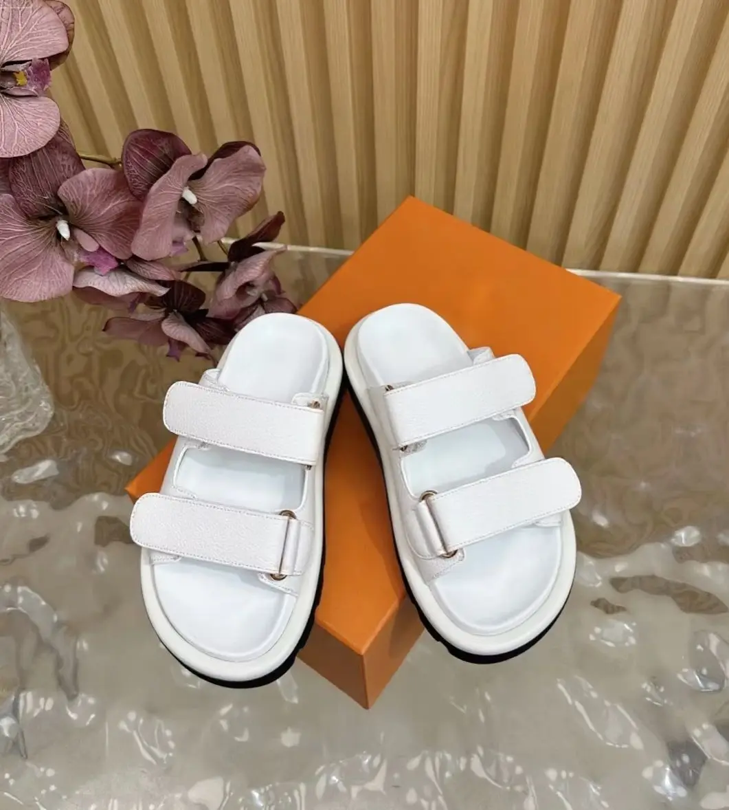 

2025 Новая модная изысканная универсальная модная женская обувь высокого качества HL72