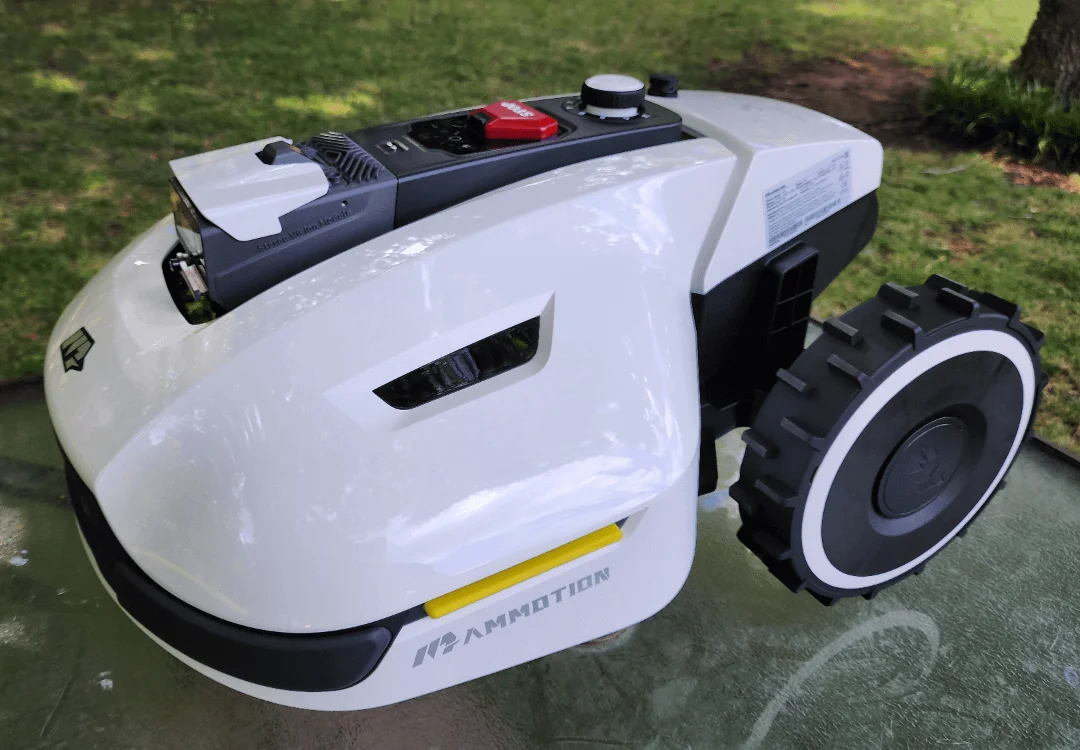 ST Mammotiion Robotic Lawn Mower, AI vision, Auto-Mapping to operate without a perimeter wire YUKAA Minii 800H