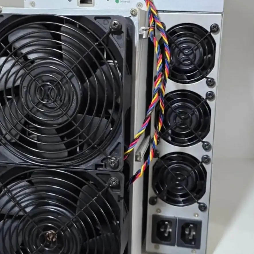 

Купите 2, получите 1 бесплатно: Bitmain Antminer X9 1Mh/s 2472W XMR Miner