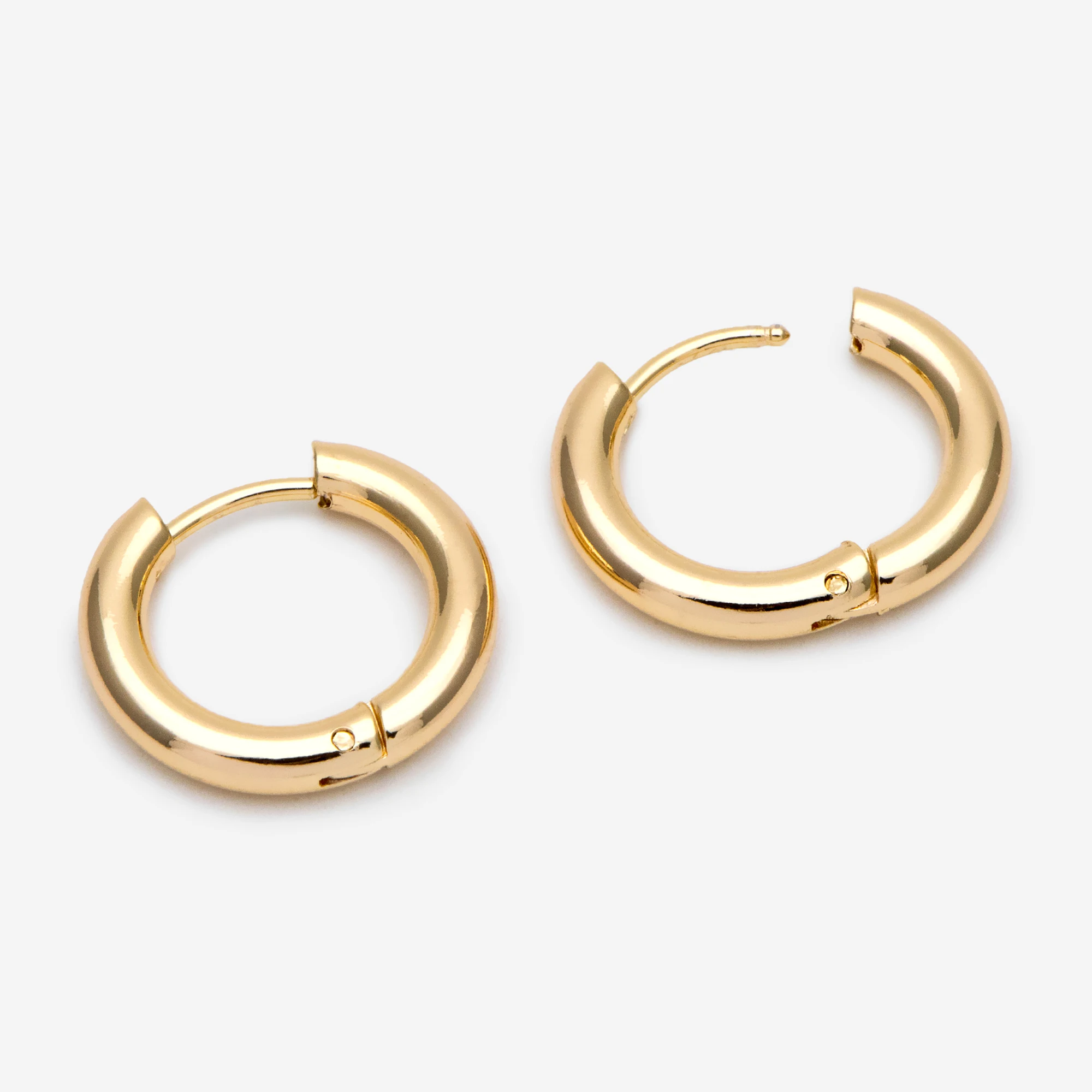 

4pcs Gold/ Silver Chunky Hoop Huggies, 14/ 16/ 18/ 20/ 26mm, Stainless Steel Hoop Earrings, Minimalist Earrings (GB-2788)