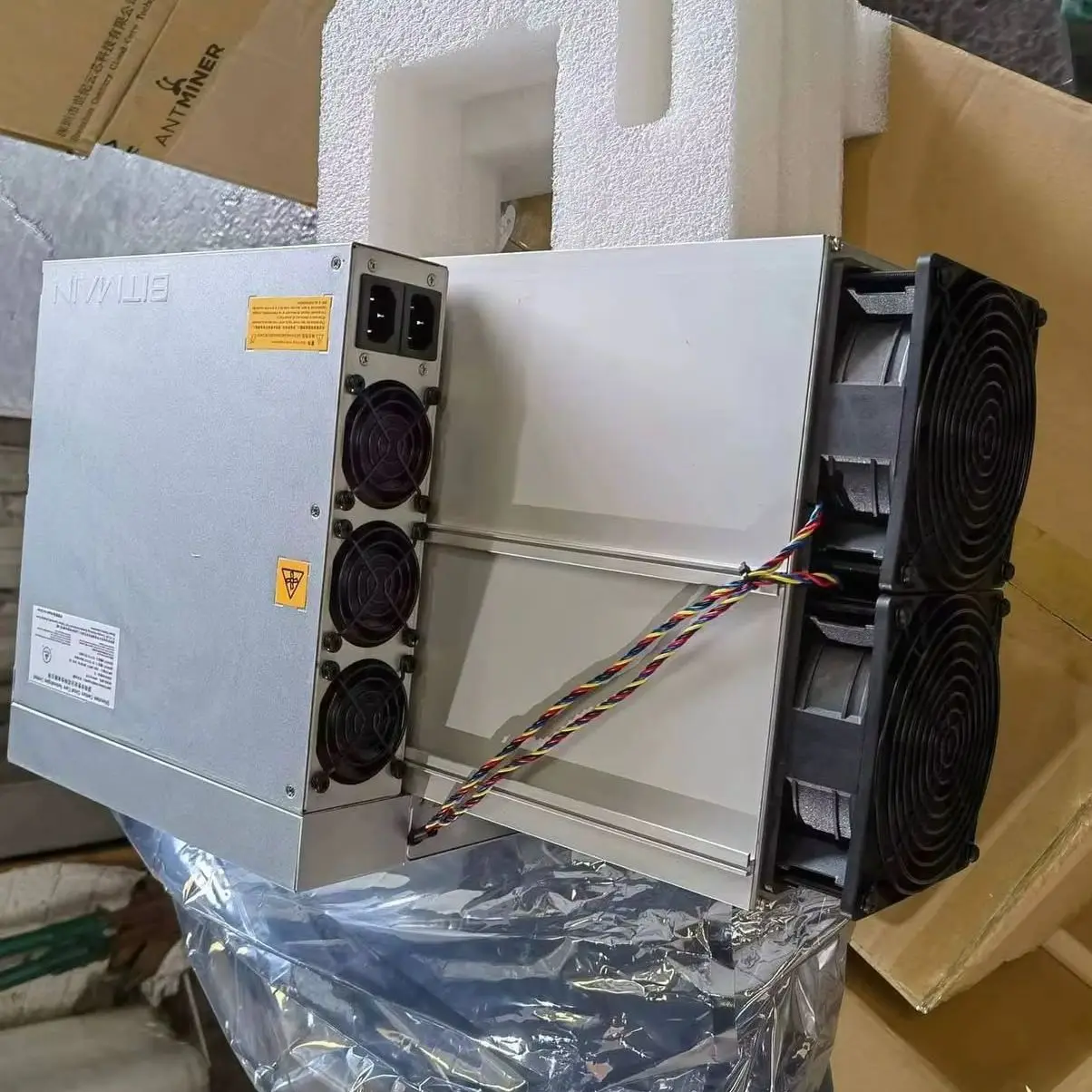 

Bitmain Antminer KS7 40Th/s 3080W Kaspa Miner