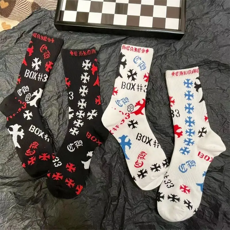 CHROME HEARTS 2025 New Men's and Women's Same Style Cotton Black and White Graffiti Socks Street Personalized Letter Socks