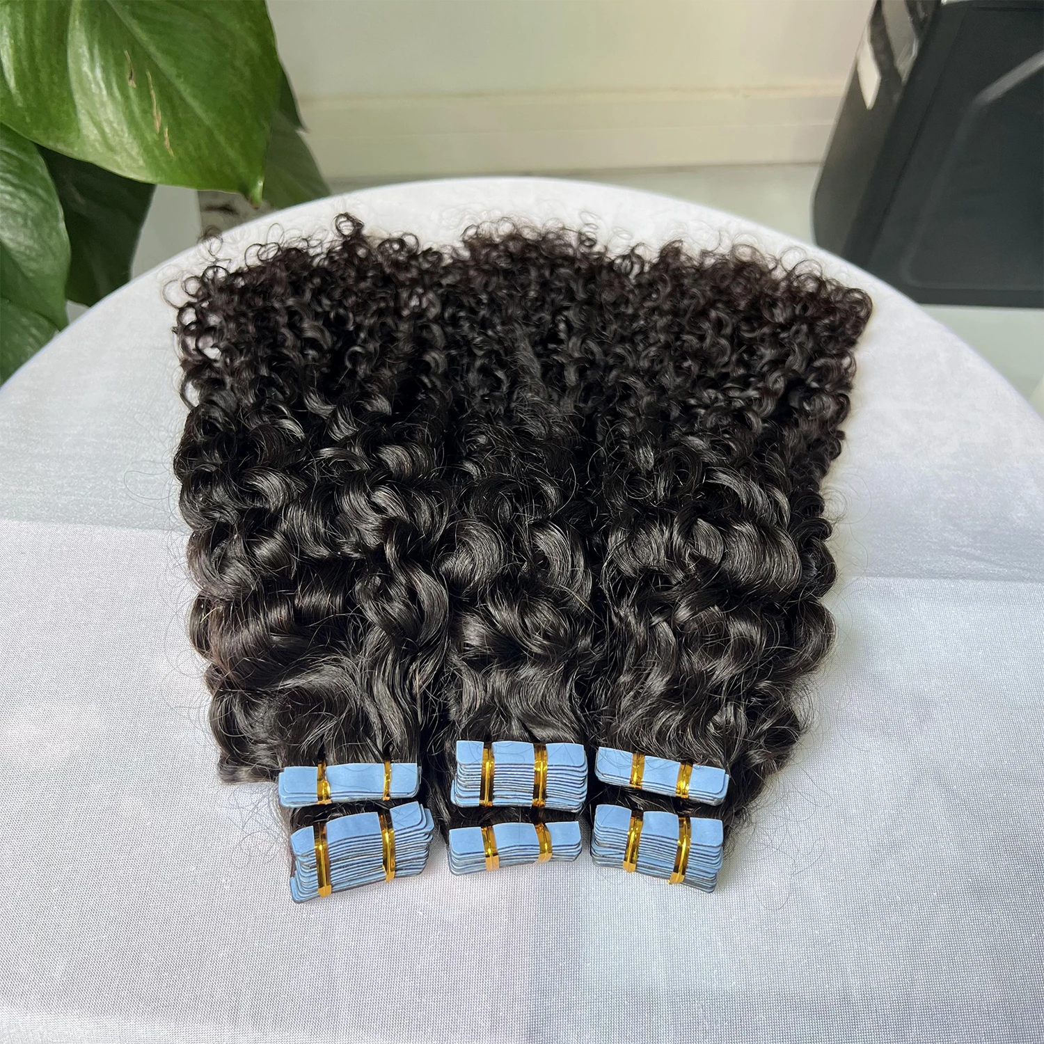 SWANEE Invisible Tape PU Weft Human Hair Bundles Natural Hair Seamless & Glueless Injected Tape In Hair Extensions Salon Quality