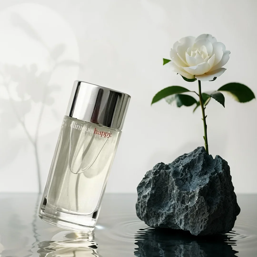 كلينيك هابي كلينيك بارا موخيريس 105 مل/3.6 أونصة مع رائحة البرغموت والورد تدوم طويلاً، إنها اختيارًا مثاليًا للهدايا