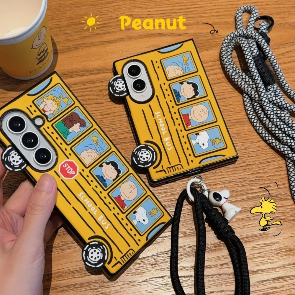 Cute Cartoon Snoopy 3D Phone case for Samsung Galaxy Z Fold 8 Ultra Fold 7 Fold 7 6 5 4 Fold 8 Cover With Chain Crossbody Cases