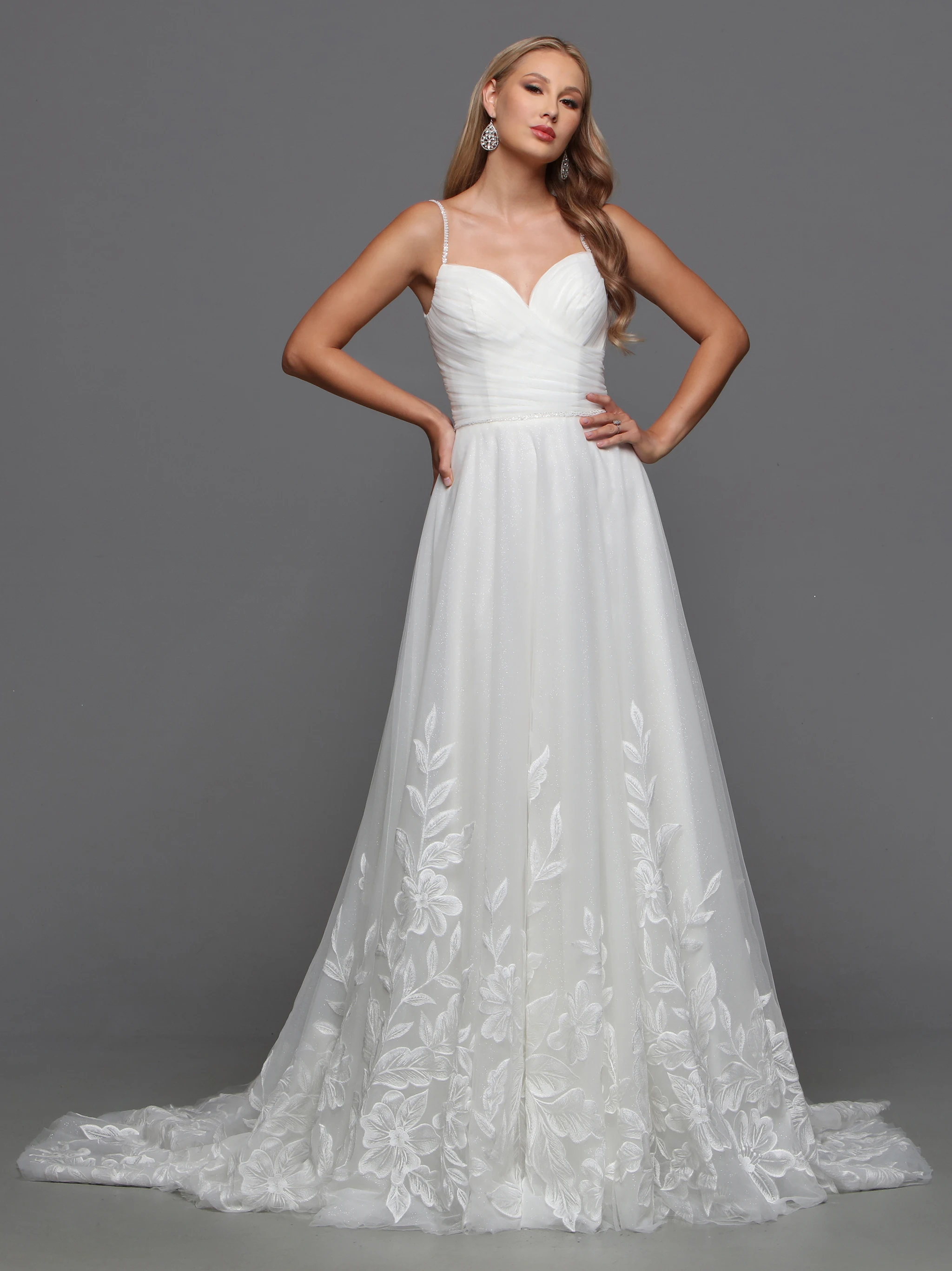 Abito da sposa con applicazioni in Tulle bianco abito da sposa classico con pieghe A pieghe A Line abito Brial senza spalline abiti da sera da sera formali