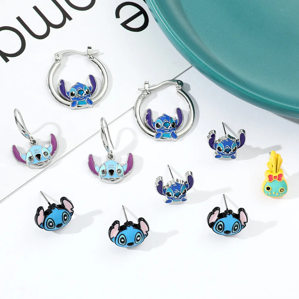 Boucles d'oreilles Disney Stitch Anime CAN o & Stitch, figurine de dessin animé, insigne en métal, clous d'oreille, accessoires de bijoux Kawaii, cadeaux