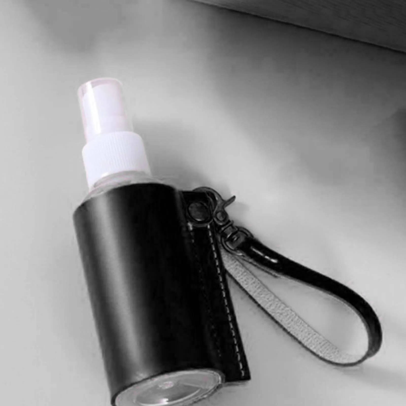 Multi-colored Empty Bottle with PU Leather Case Bottle Holder with Carabiner for Toiletry Perfume Spray Travel Container Small