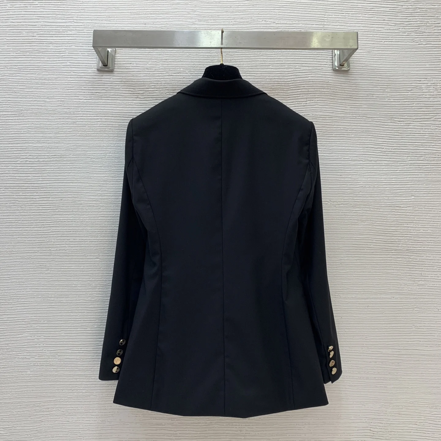 

High quality spring and autumn women's commuting double breasted flip pocket slim fit and slimming long sleeved suit jacket SU17