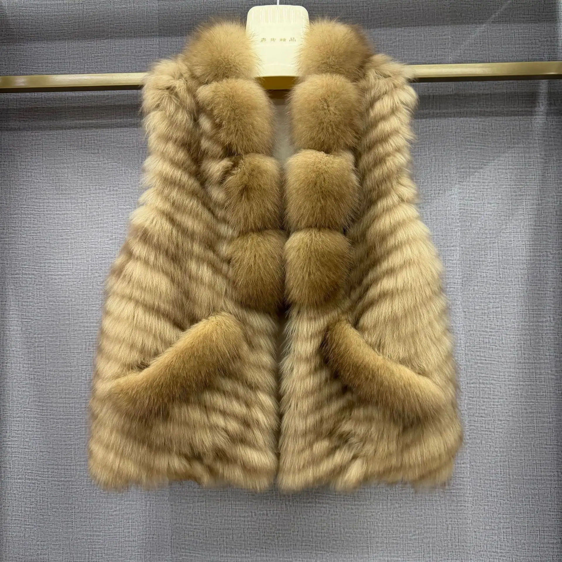 Women's Real Fur Vest Mid Length Fox Fur Vest Sleeveless Real Fox Fur Gilet Winter Jacket With Natural Fur Waistcoat
