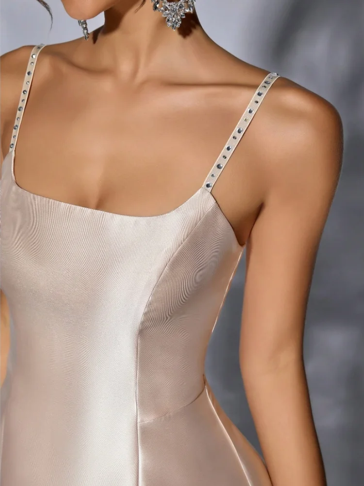 D&M Fashion Kleid mit offenem Rücken, Party, Nachtclub, ärmellose Passform, schmale Minikleider