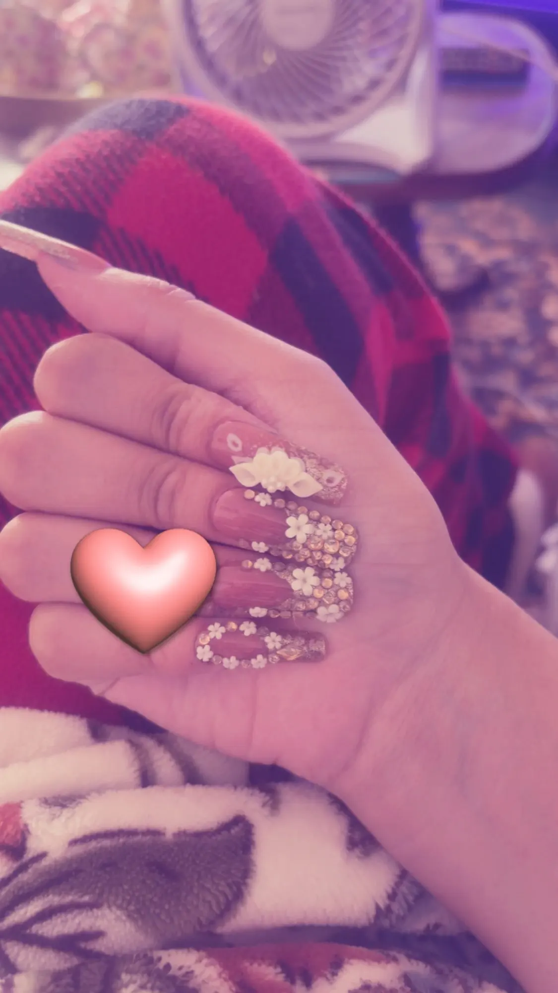 24pcs Rhinestones Press on Nails Art Datachable Glitter French Acrylic Nails Tip Flower Long Square Fake Nail Pink False Nails photo review