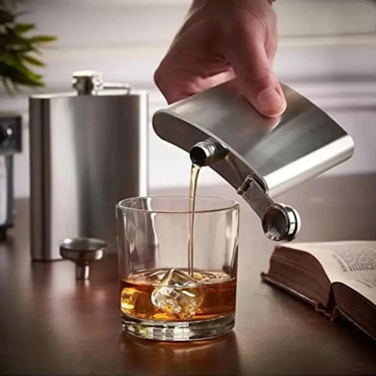 قارورة ويسكي للجيب من الفولاذ المقاوم للصدأ ، قارورة سائلة