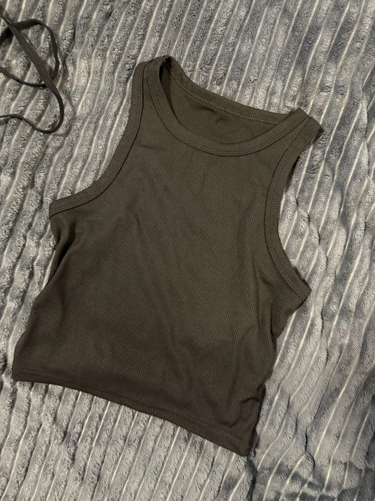 Ribbed Tank Top Women White 2024 Summer Casual Fitness Short Vest Candy Colors Knitted Off Shoulder Sexy Crop Top Women photo review