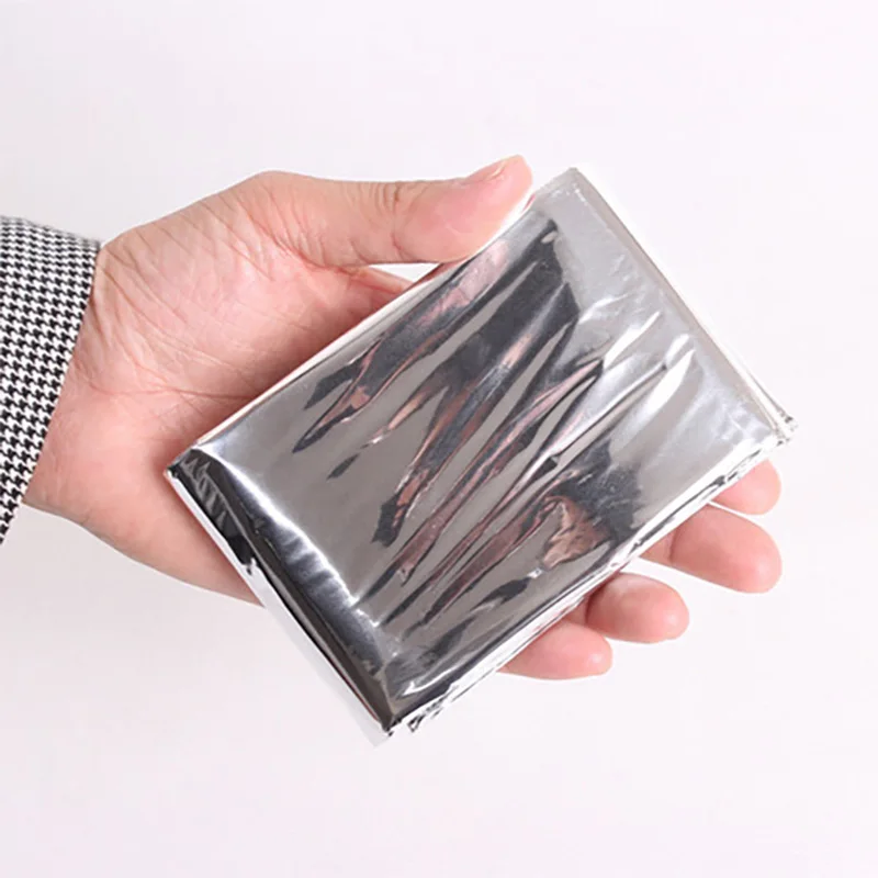 Emergency Blanket, PET & PE Material, Gold-Silver Double Sides for Preventing Rapid Hypothermia & Reducing Car Heat Absorption