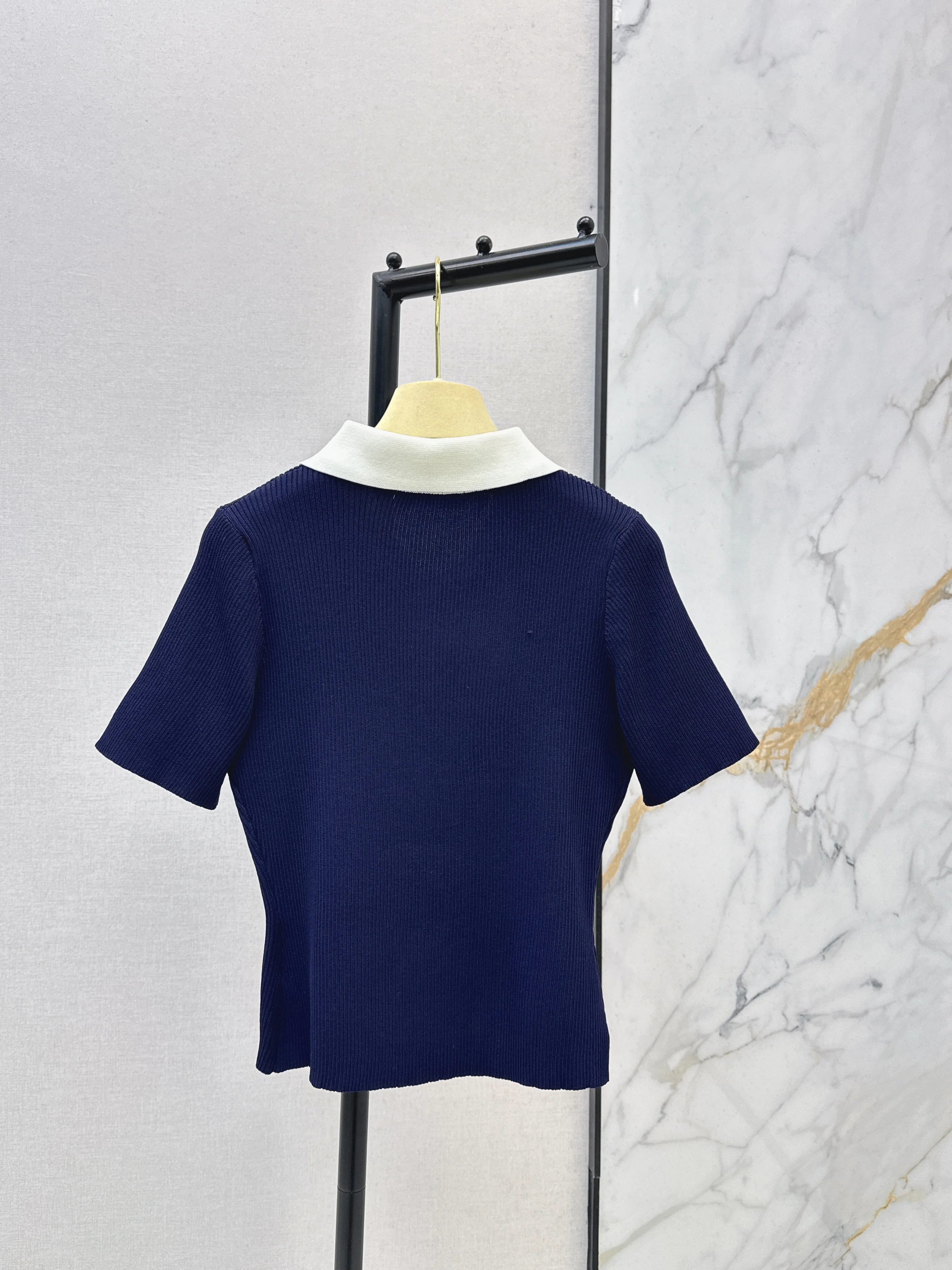 

2026 New Model - Versatile, Fashionable Women's Clothing - Top Quality, Affordable, Attractive