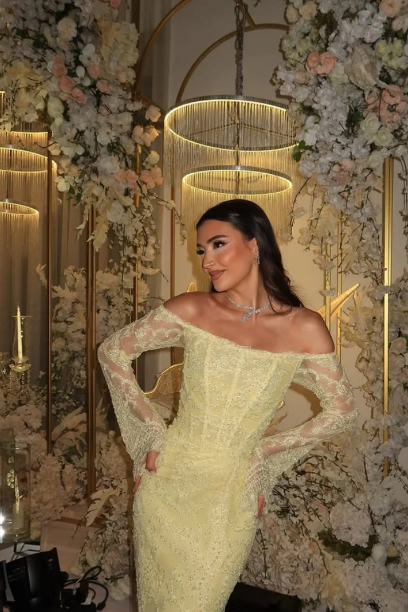 

Jessica Lace Embroidery Evening Dresses Herringbone Off-shoulder Long Sleeves Prom Dresses Yellow Vestidos De FiestaCustomized